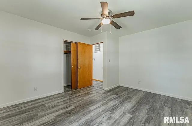 $169,900 | 305 Kennedy Road, Elkhart, IL 62634