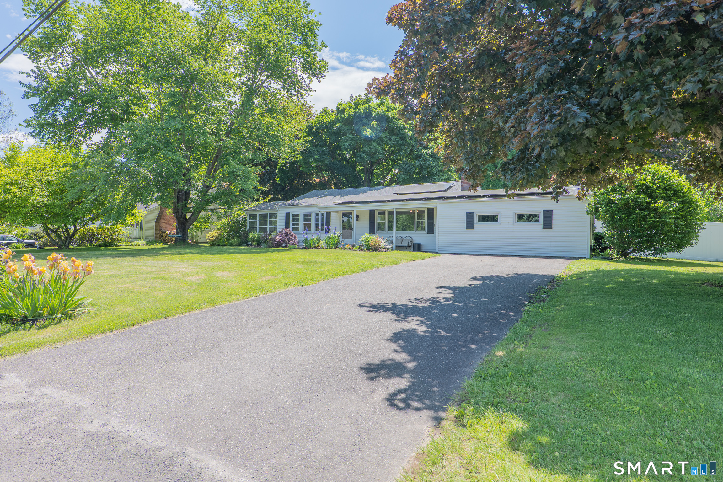 28 Garella Road Bethel, CT 06801 - Photo 2 of 40