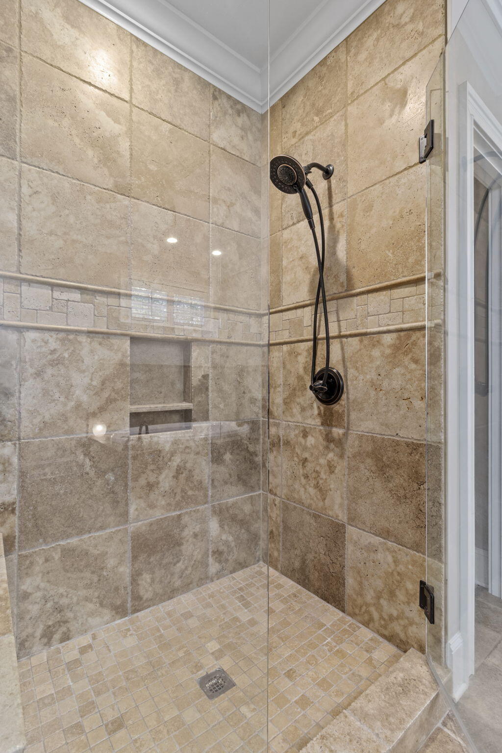 680 Skillet Gap Road Chattanooga, TN 37419 - Photo 31 of 65 Primary shower