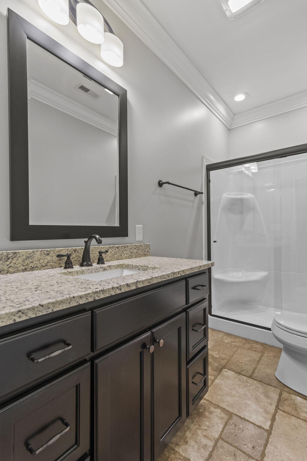 680 Skillet Gap Road Chattanooga, TN 37419 - Photo 39 of 65 Hall Bath