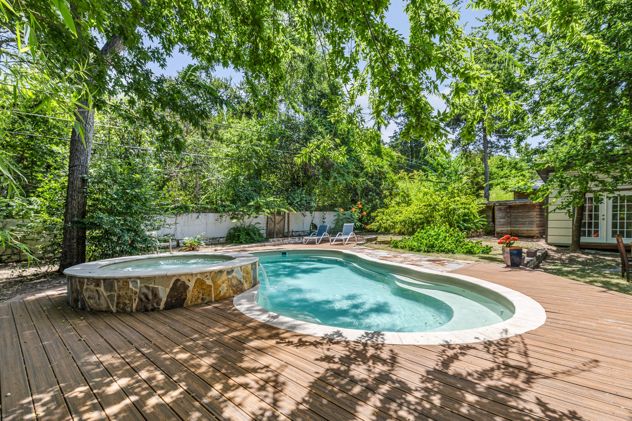 1208 Fairwood Road Austin, TX 78722 - Photo 36 of 40