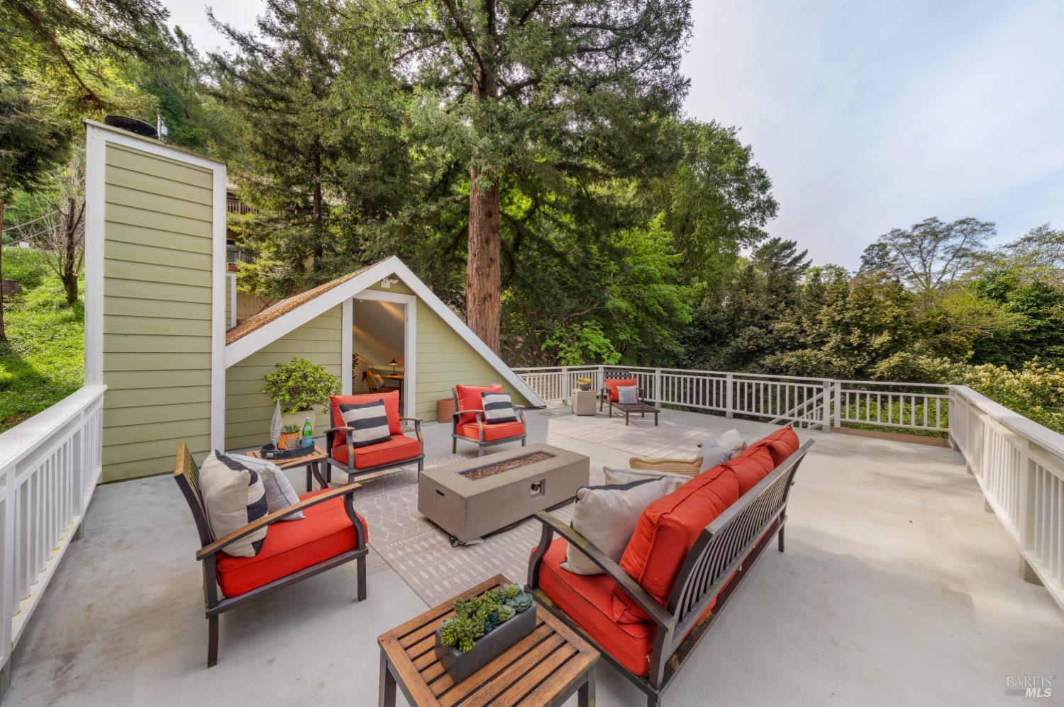 43 Creek Road San Anselmo, CA 94960 - Photo 26 of 31