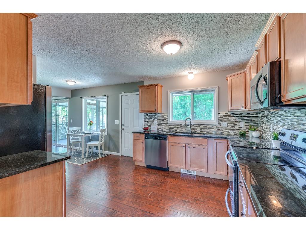 4250 Golden Valley Road Golden Valley, MN 55422 - Photo 7 of 24