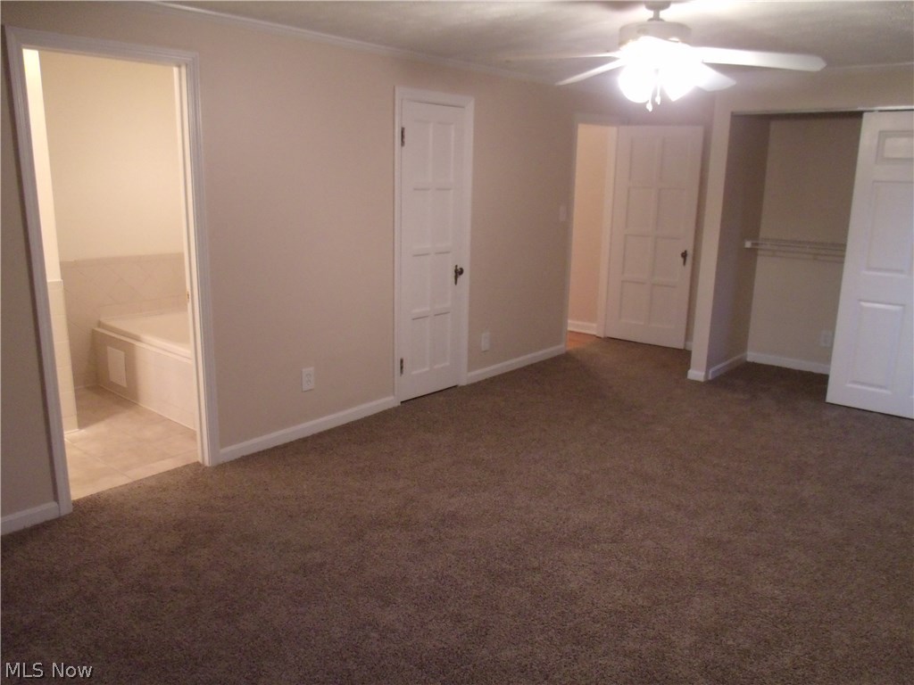 1144 Pennfield Road Cleveland, OH 44121 - Photo 6 of 35