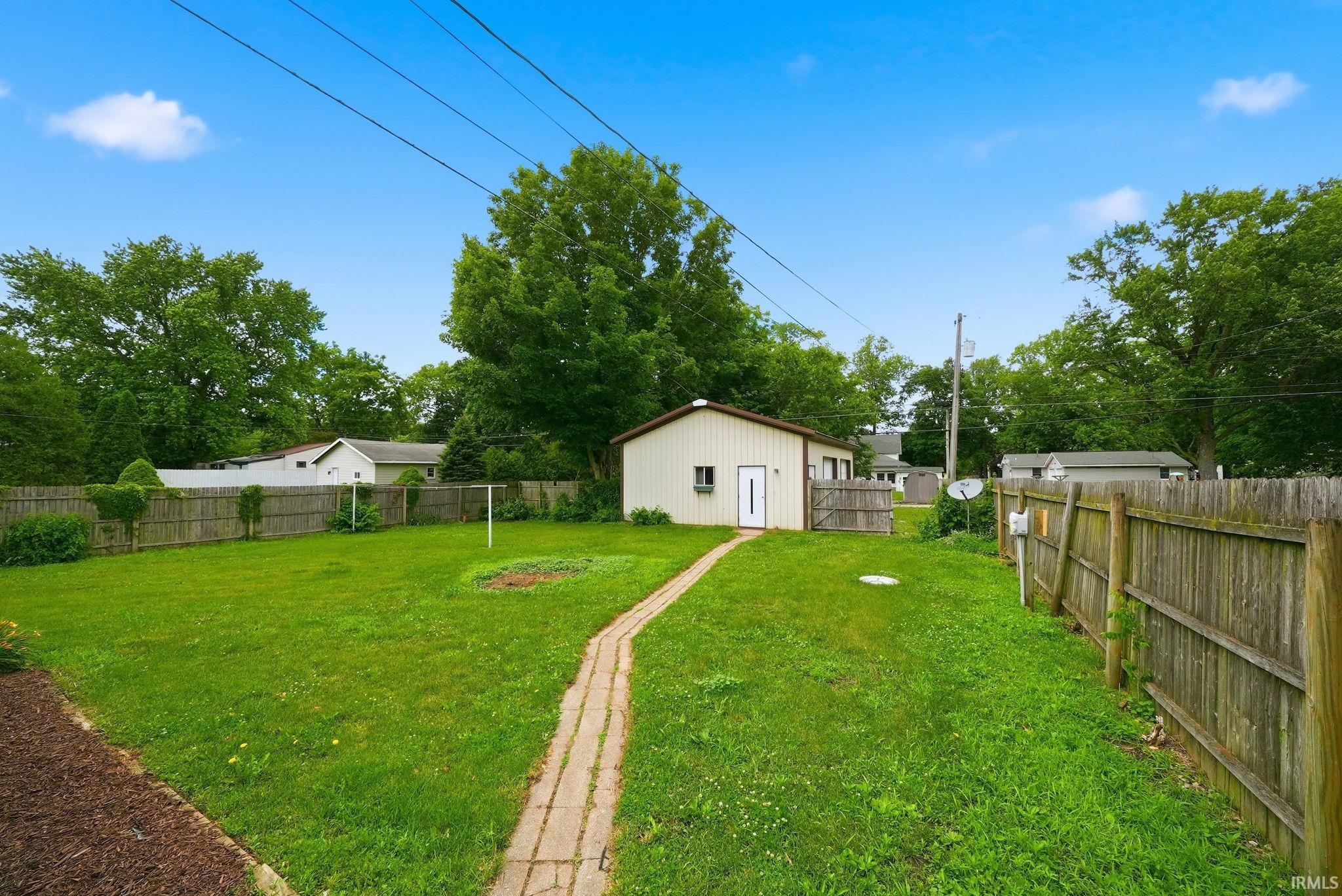 206 West Prairie Street Leesburg, IN 46538 - Photo 29 of 34