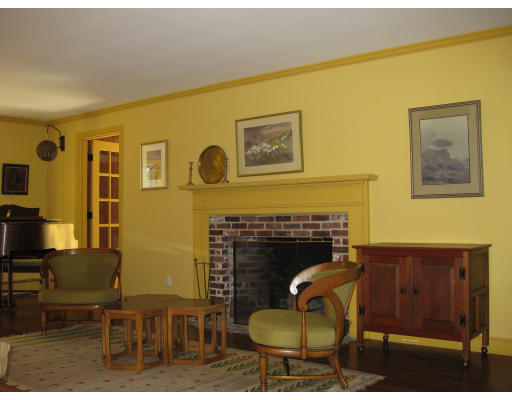 175 East Bare Hill Road Harvard, MA 01451 - Photo 4 of 16