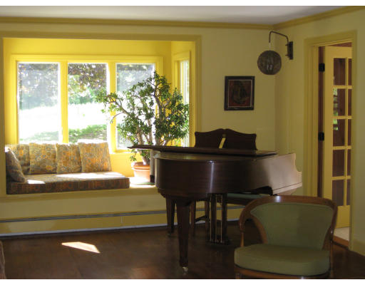 175 East Bare Hill Road Harvard, MA 01451 - Photo 6 of 16