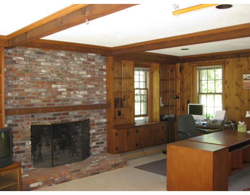 175 East Bare Hill Road Harvard, MA 01451 - Photo 8 of 16