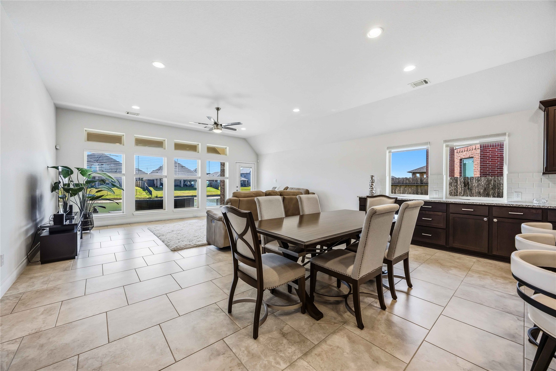 2726 Cutter Court Manvel, TX 77578 - Photo 16 of 44 a view of a dining area with furniture