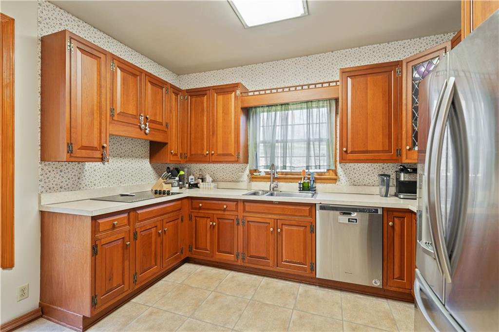 126 Coal Bluff Road Finleyville, PA 15332 - Photo 10 of 46