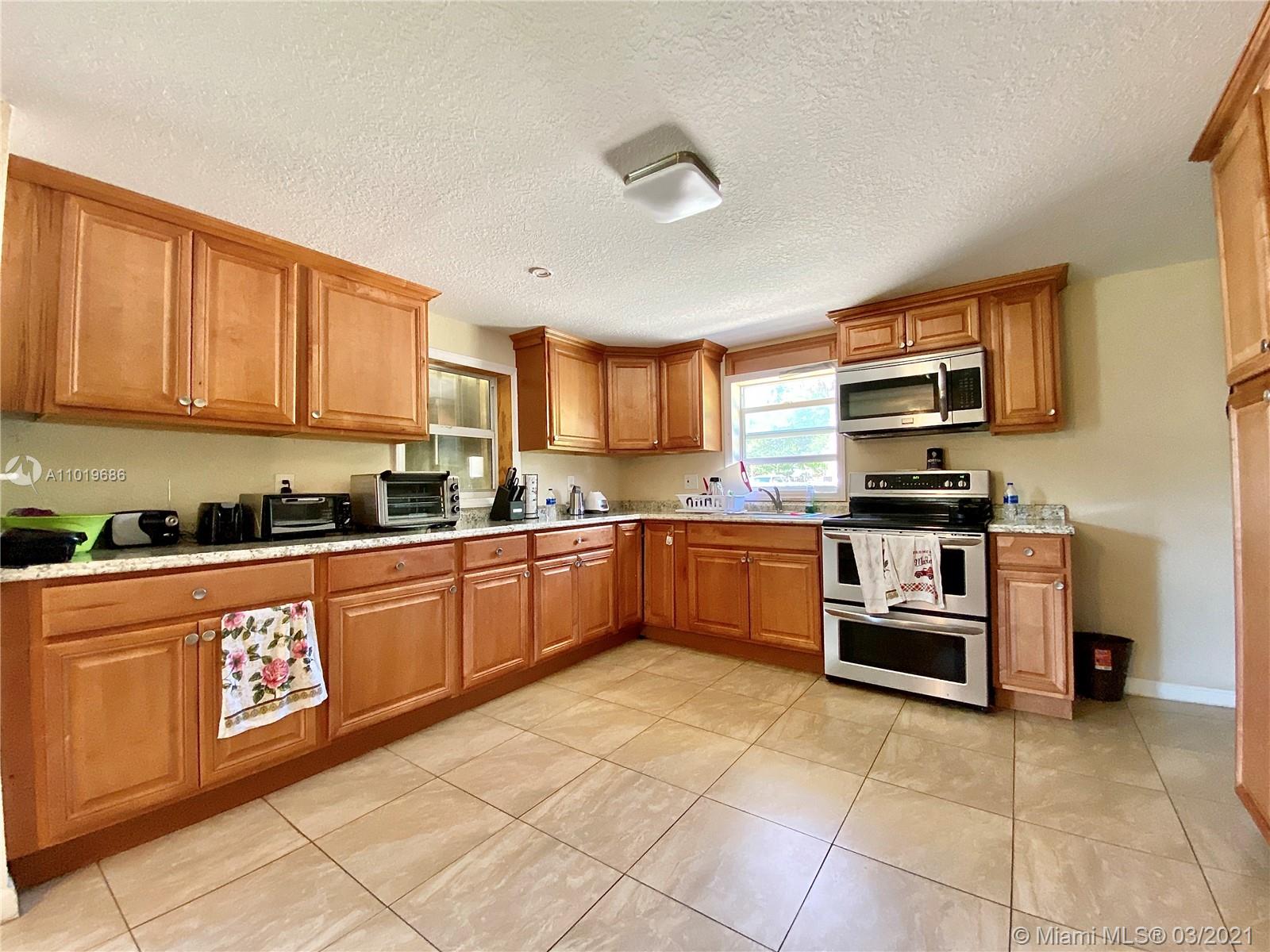 4951 Jorgensen Road Fort Pierce, FL 34981 - Photo 13 of 29 Gallery Image 13