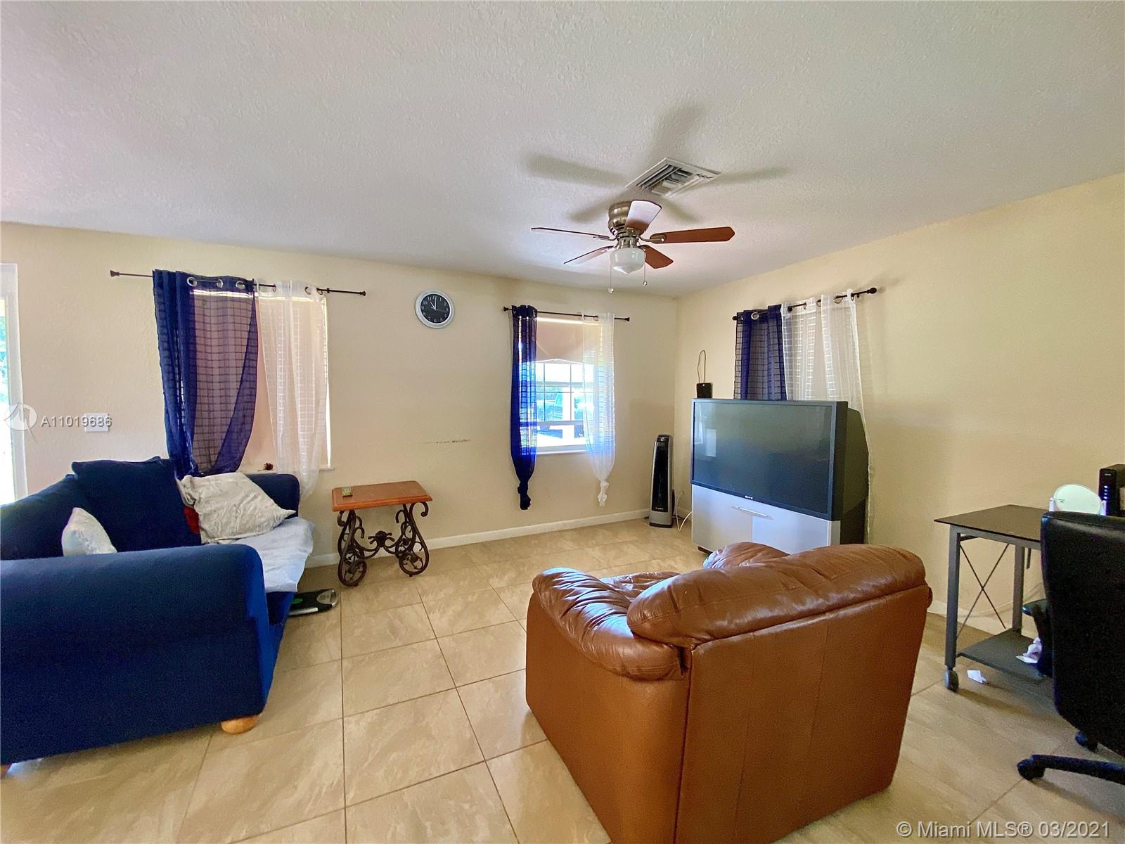 4951 Jorgensen Road Fort Pierce, FL 34981 - Photo 6 of 29 Gallery Image 6