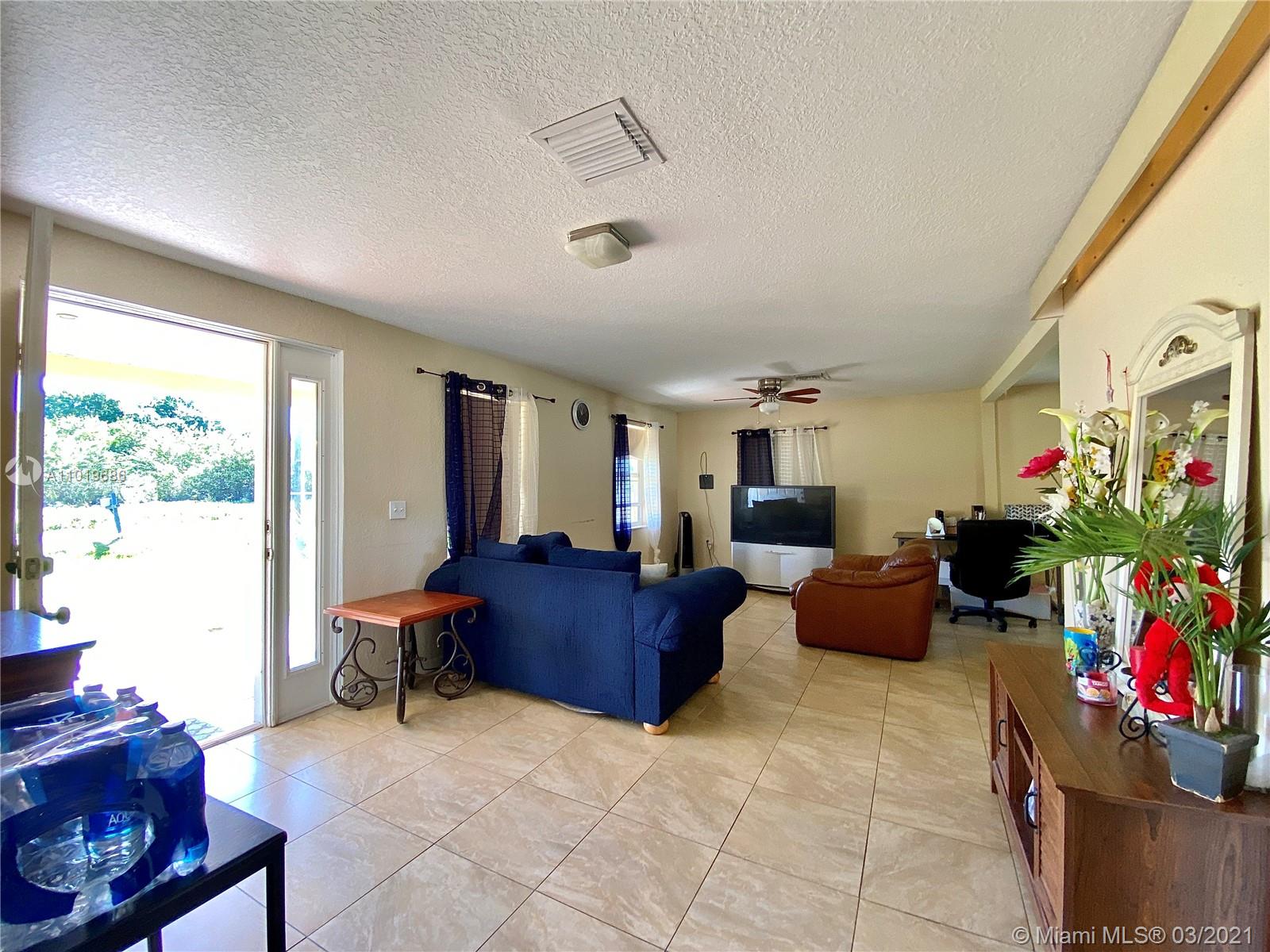 4951 Jorgensen Road Fort Pierce, FL 34981 - Photo 7 of 29 Gallery Image 7