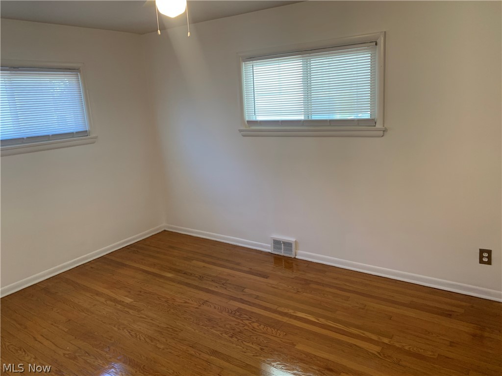 15516 Wingate Road Maple Heights, OH 44137 - Photo 12 of 24 Gallery Image 12
