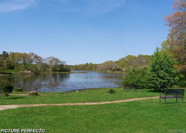 $2,400 | 89 Artist Lake Drive, Middle Island, NY 11953