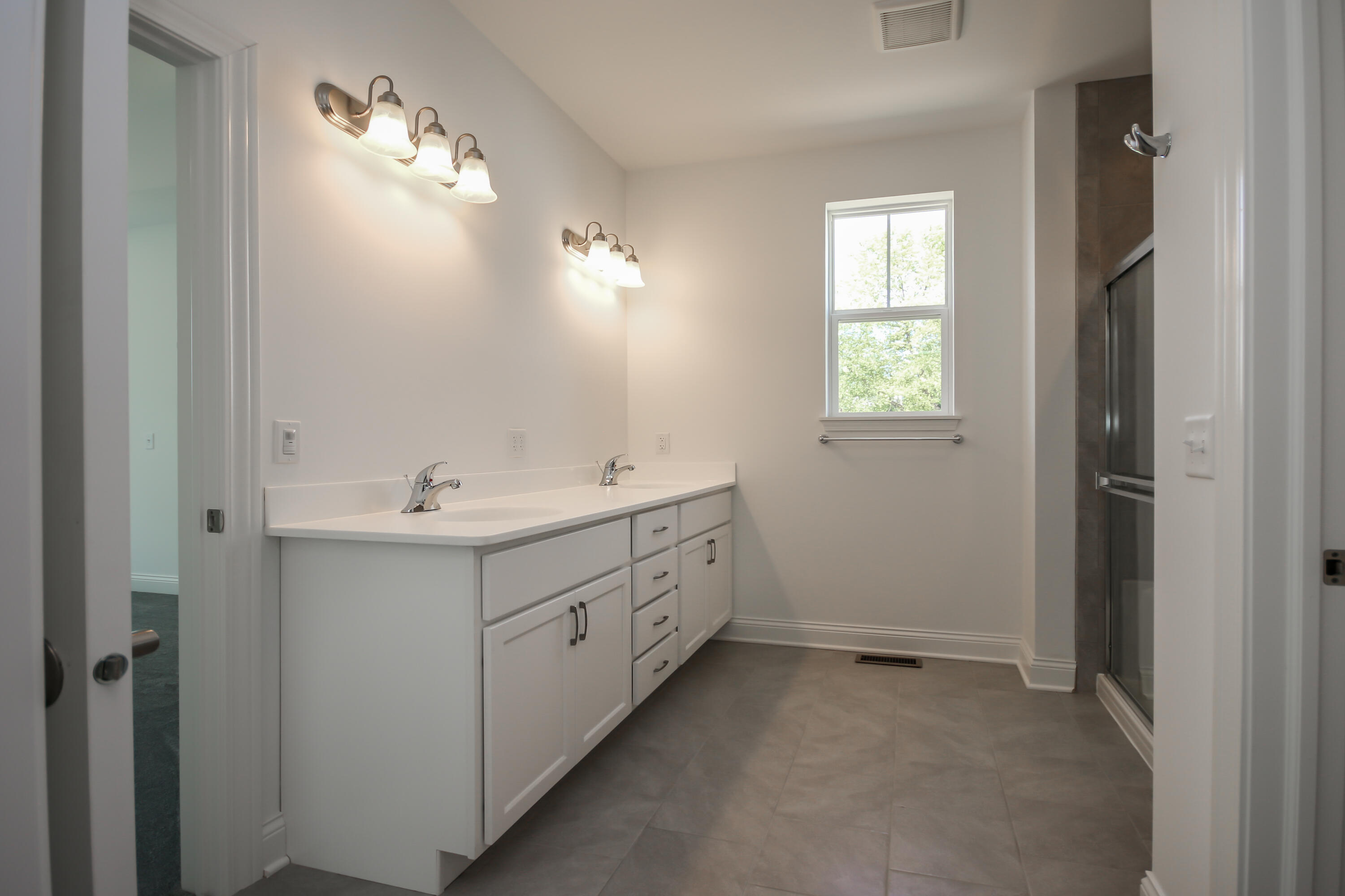 Lt10 Arbor Ridge Drive Delavan, WI 53115 - Photo 8 of 18 Primary Bathroom