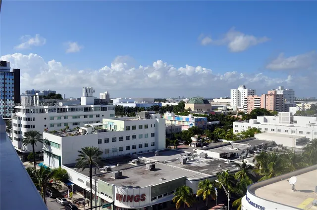 a picture of city view