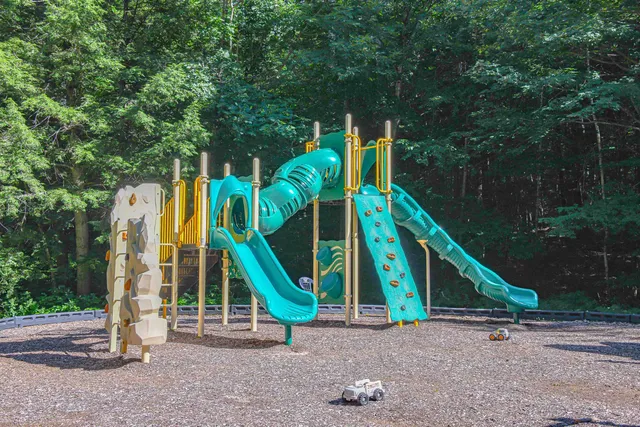 $309,000 | 2 C Seasons At Attitash Road, Bartlett, NH 03860