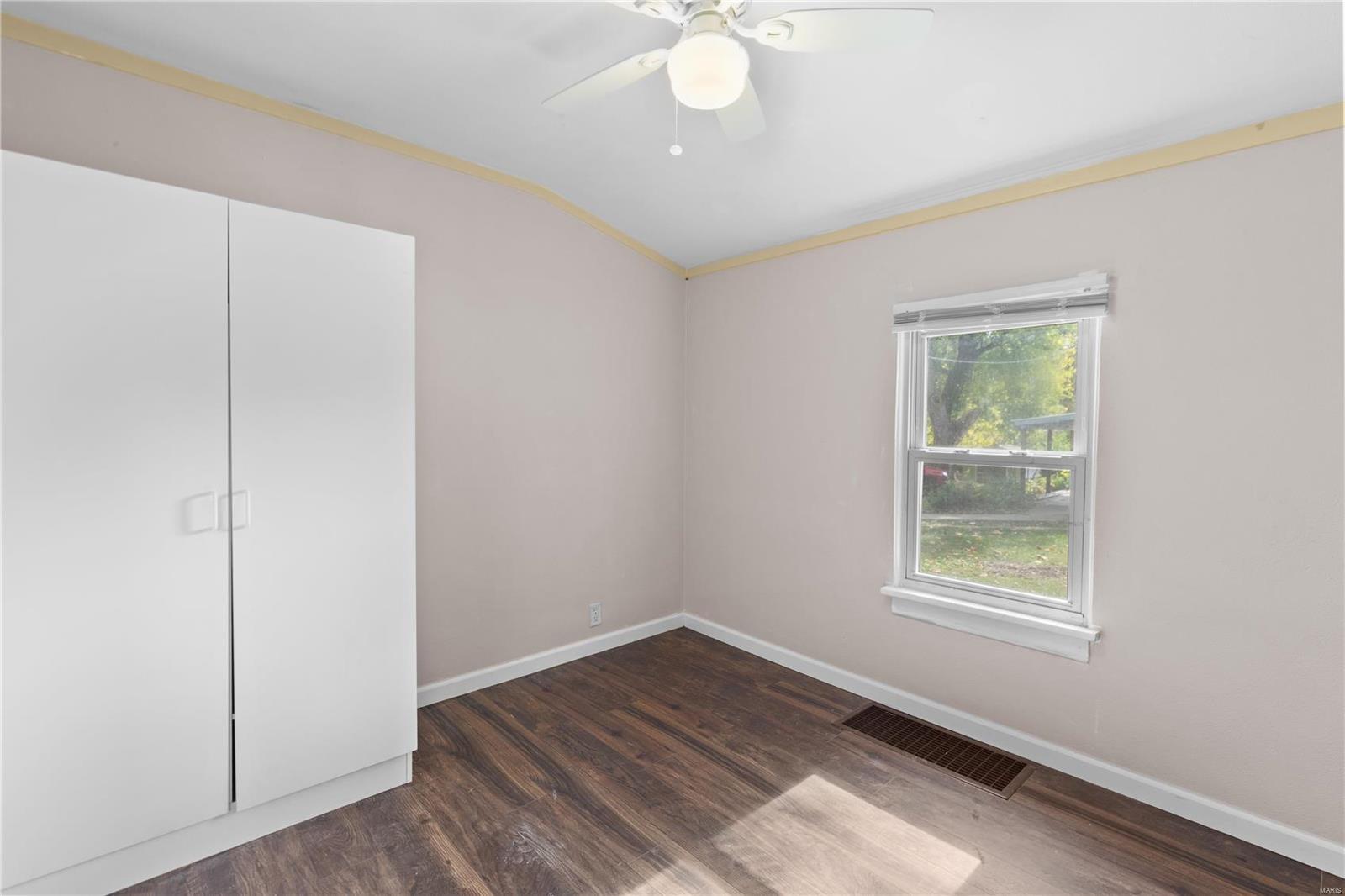 9910 N Road Fairview Heights, IL 62208 - Photo 11 of 24