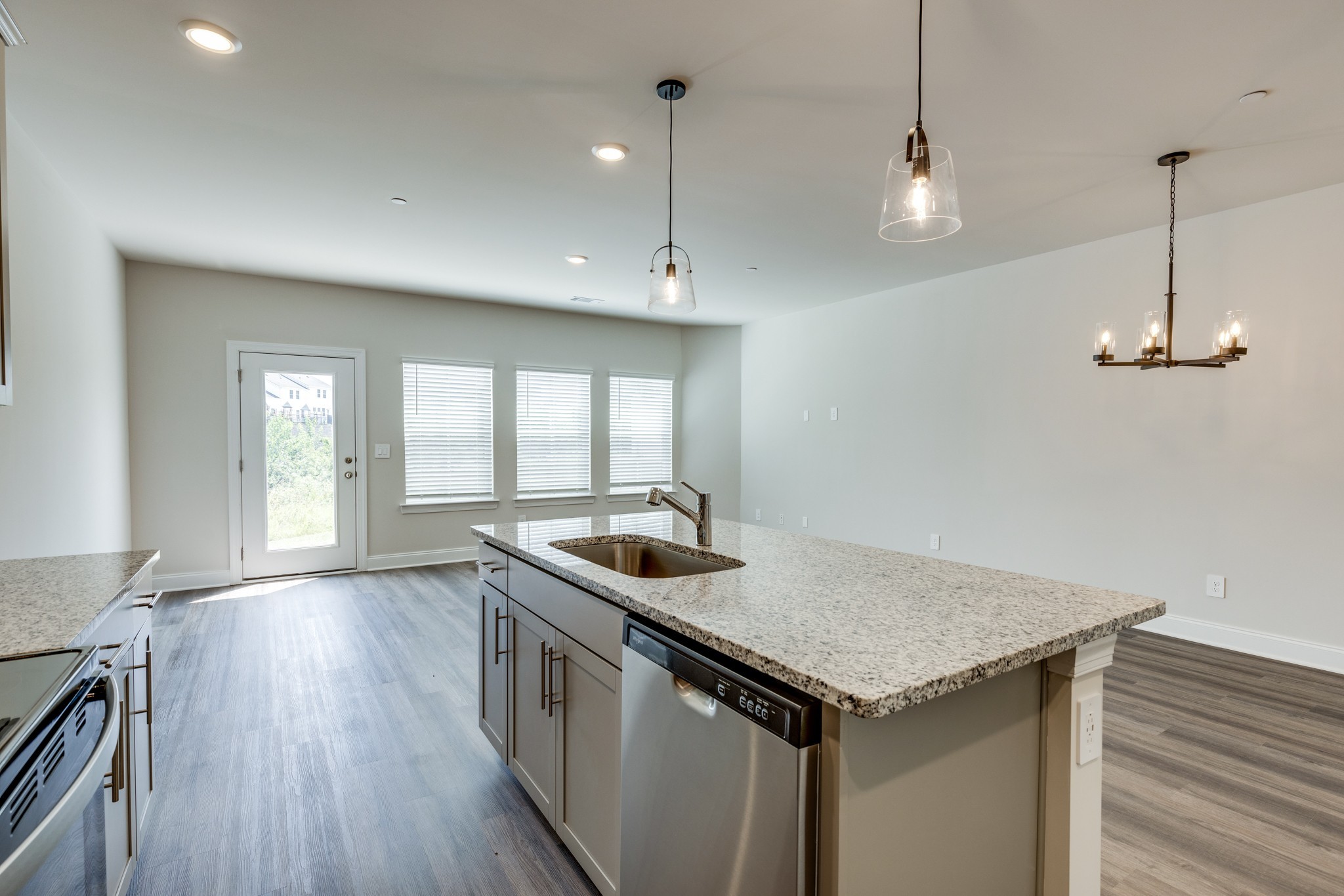 204 Douglas Bend Road, Unit 1402 Gallatin, TN 37066 - Photo 13 of 39 Gallery Image 13