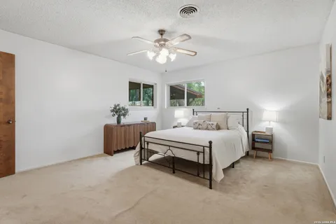$525,000 | 30592 Oakview Road, Bulverde, TX 78163