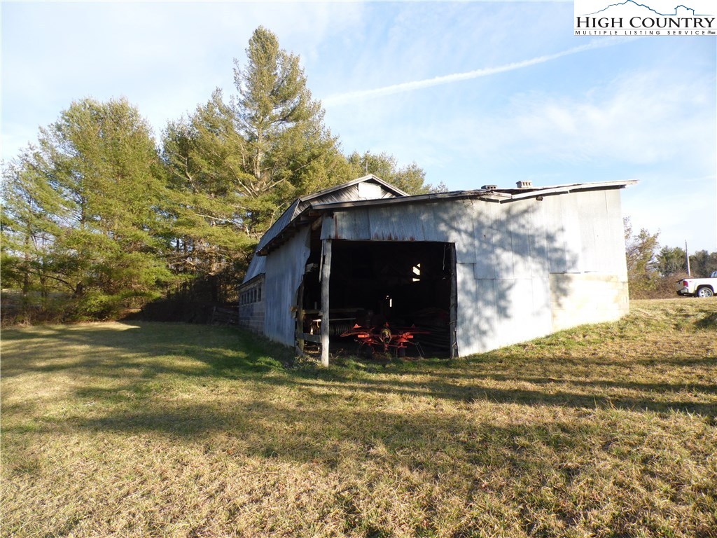 Shawtown Road Ennice, NC 28623 - Photo 8 of 19 Gallery Image 8