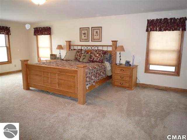 1502 North Isabella Road Mount Pleasant, MI 48858 - Photo 14 of 24 1774180-13.JPG