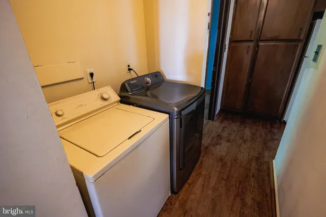 $2,300 | 213 Laurel Avenue, Unit B, Glassboro, NJ 08028
