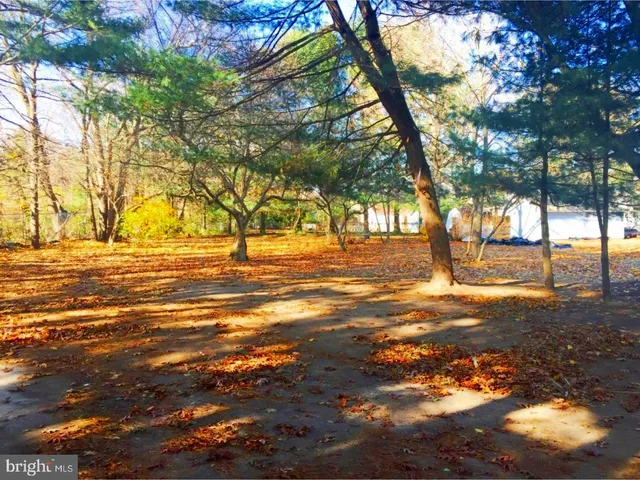 $2,300 | 213 Laurel Avenue, Unit B, Glassboro, NJ 08028