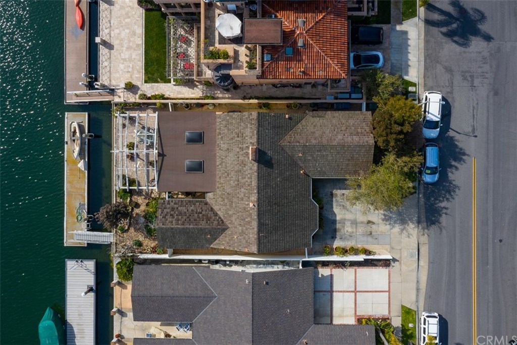 3392 Gilbert Drive Huntington Beach, CA 92649 - Photo 13 of 18