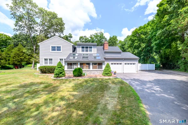 $845,000 | 2 Thistle Road, Norwalk, CT 06851