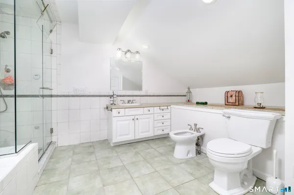 $845,000 | 2 Thistle Road, Norwalk, CT 06851