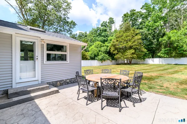 $845,000 | 2 Thistle Road, Norwalk, CT 06851