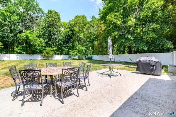 $845,000 | 2 Thistle Road, Norwalk, CT 06851