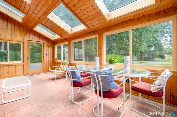 $845,000 | 2 Thistle Road, Norwalk, CT 06851