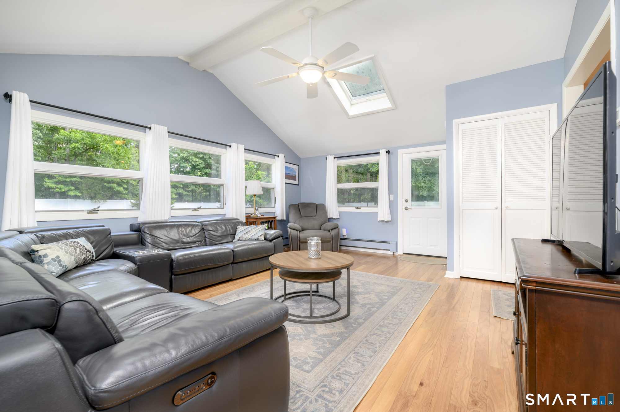 2 Thistle Road Norwalk, CT 06851 - Photo 8 of 39