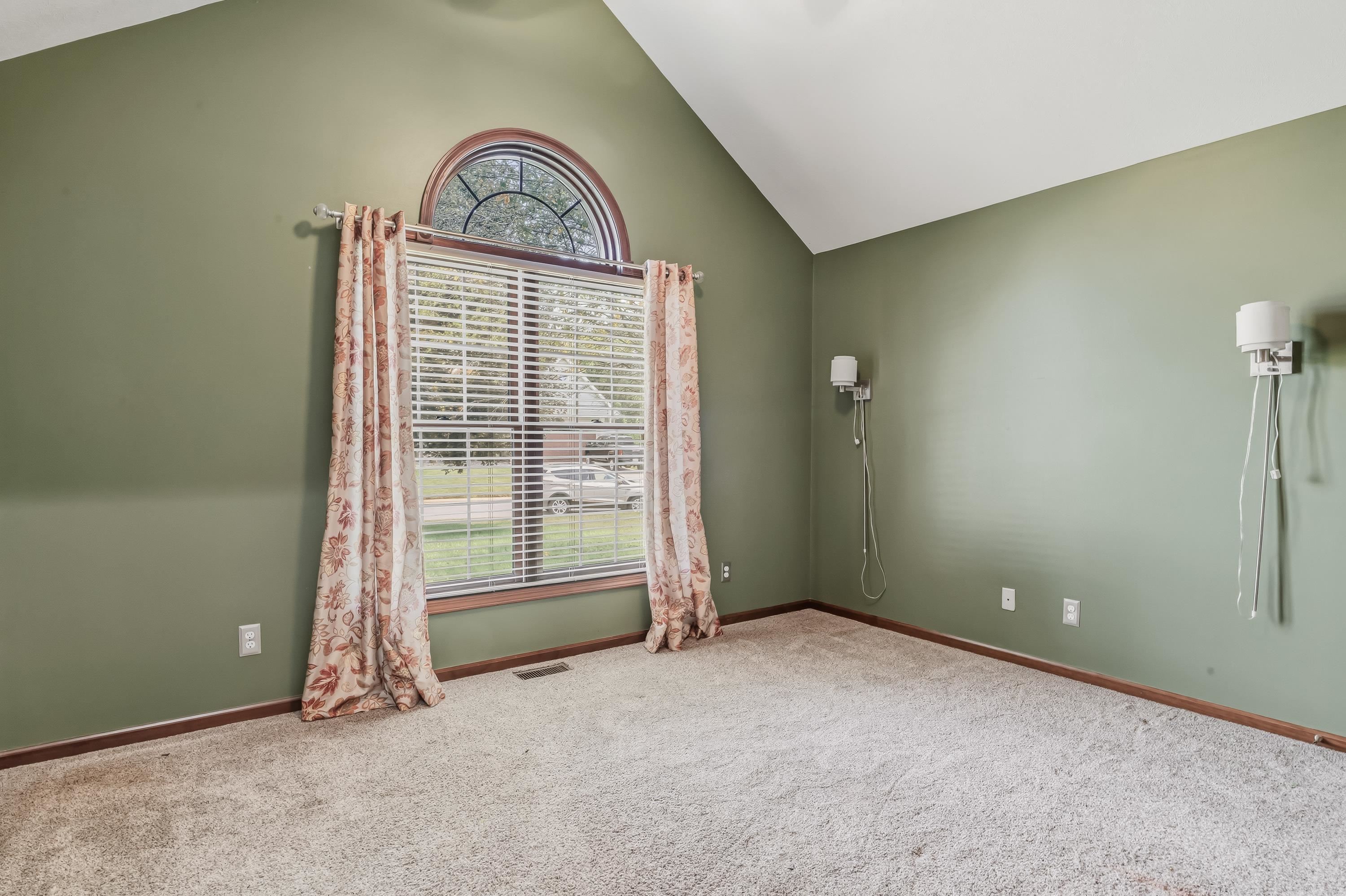 105 South Hunters Ridge Warsaw, IN 46582 - Photo 20 of 36 Gallery Image 20
