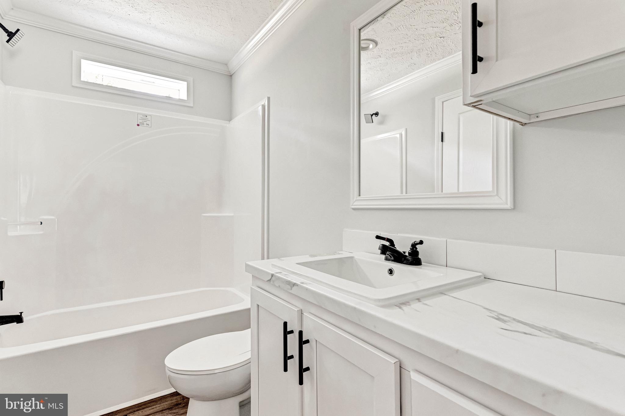 12032 Belfonte Road Bumpass, VA 23024 - Photo 27 of 27 Bathroom #2