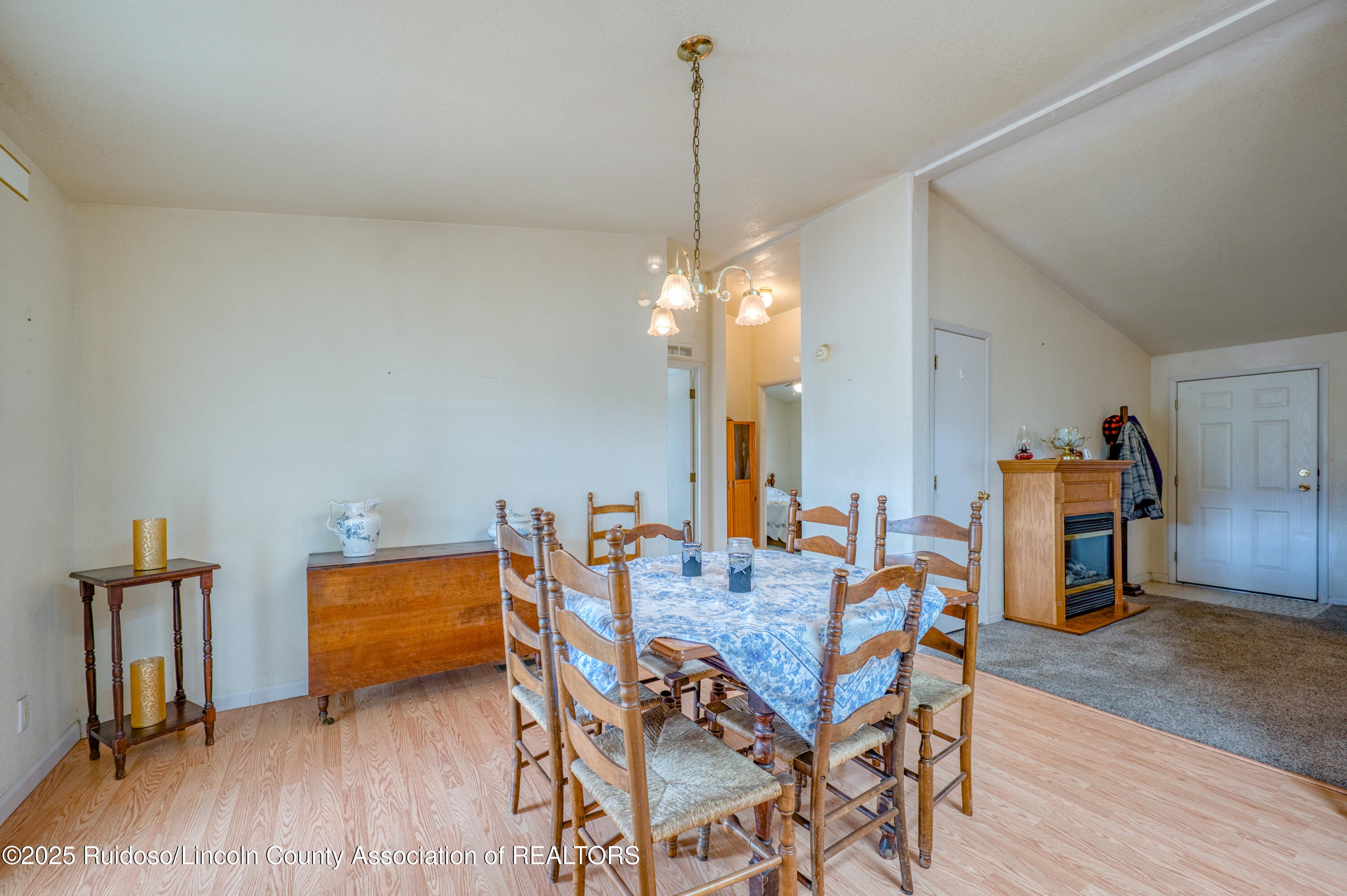 117 Comrey Loop Carrizozo, NM 88301 - Photo 24 of 67 DSC_8471_HDR-1