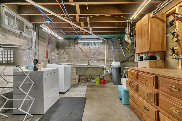 $209,898 | 226 4th Street East, Rockville, MN 56369