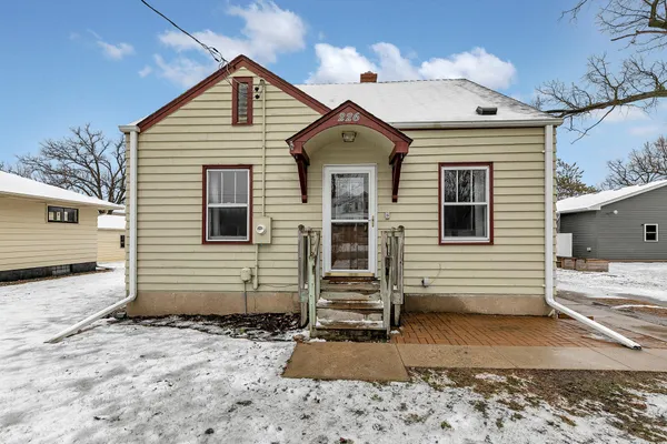 $209,898 | 226 4th Street East, Rockville, MN 56369