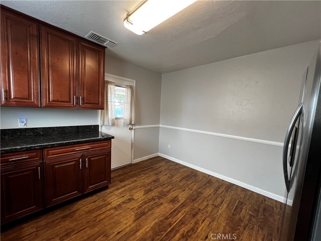 910 South Rancho Avenue Colton, CA 92324 - Photo 18 of 27