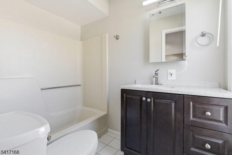 42 Cook Avenue, Unit 5 Madison, NJ 07940 - Photo 10 of 26