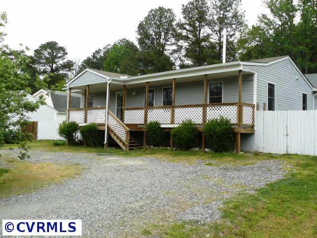 10124 Carol Anne Road Chesterfield, VA 23832 - Photo 1 of 10 Exterior Front