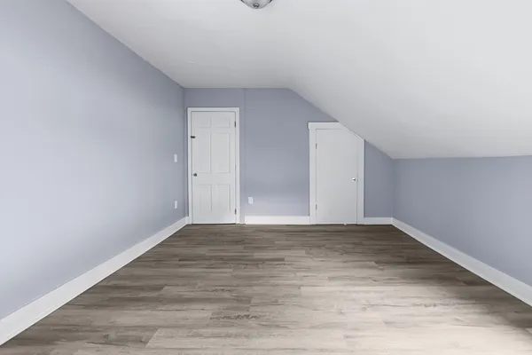 $2,100 | 255 Rodman Street, Unit 3, Fall River, MA 02721