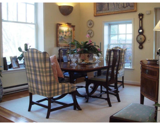 63 Garden Road, Unit G5 Wellesley, MA 02481 - Photo 4 of 19 a dining room with furniture and window