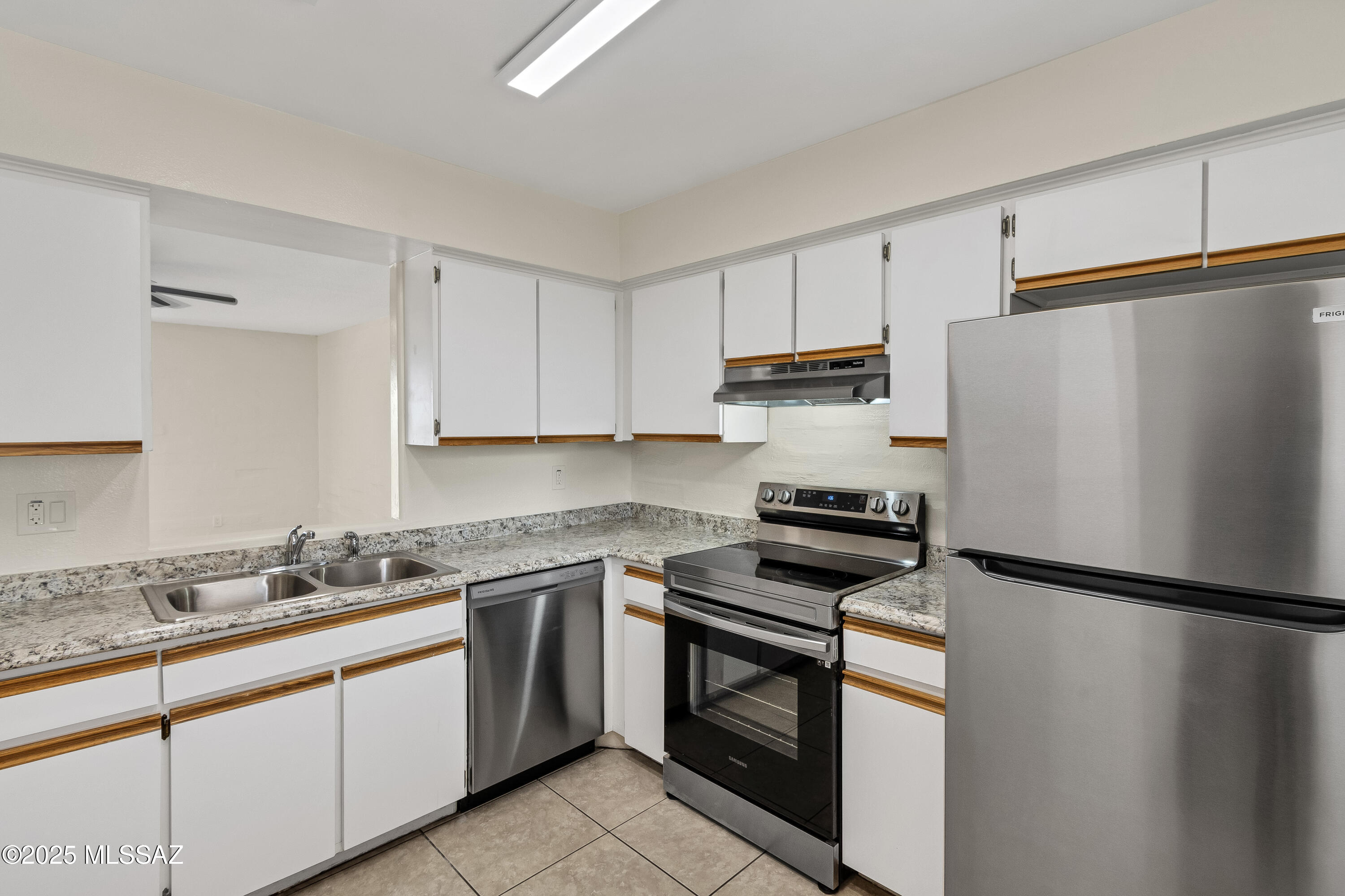 1341 East Fort Lowell Road, Unit 52B Tucson, AZ 85719 - Photo 4 of 22 Gallery Image 4