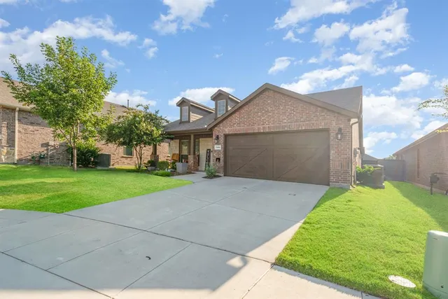 $370,000 | 7405 Twisted Thicket Lane, Aubrey, TX 76227