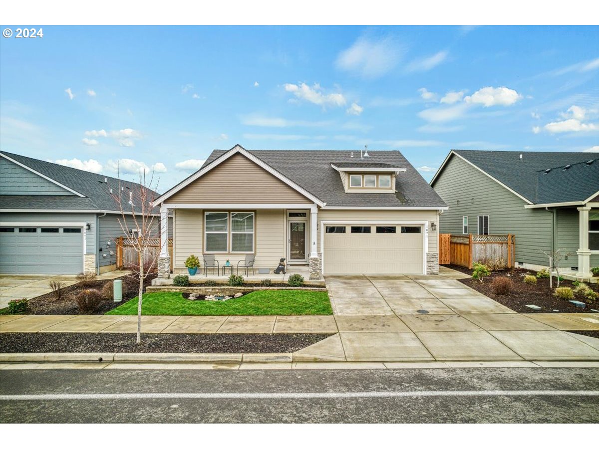 1071 Chestnut Street Independence, OR 97351 - Photo 1 of 39 Gallery Image 1
