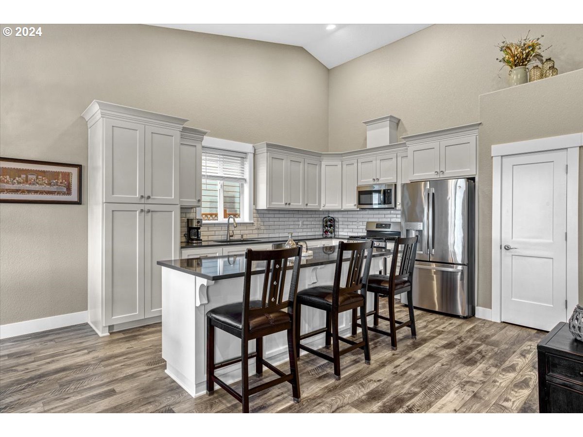 1071 Chestnut Street Independence, OR 97351 - Photo 11 of 39 Gallery Image 11